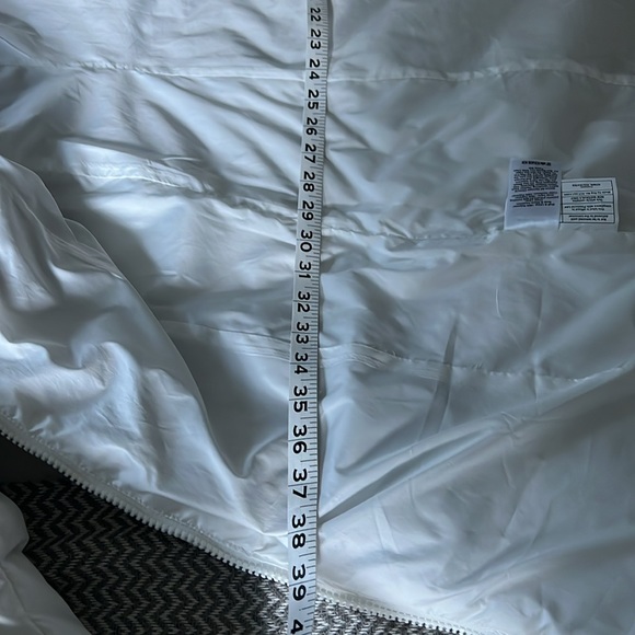 Eddie Bauer | White Down Parka Small - Picture 9 of 9